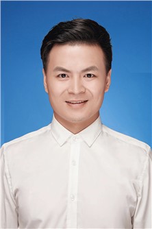 教务主任 韩龙福