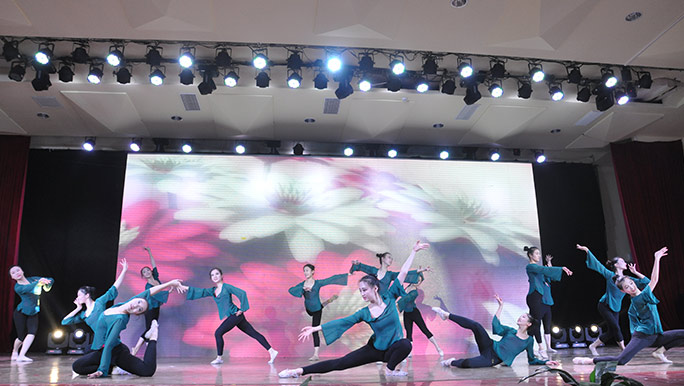 2015 湖南师大音乐厅，永辉艺术节闭幕晚会